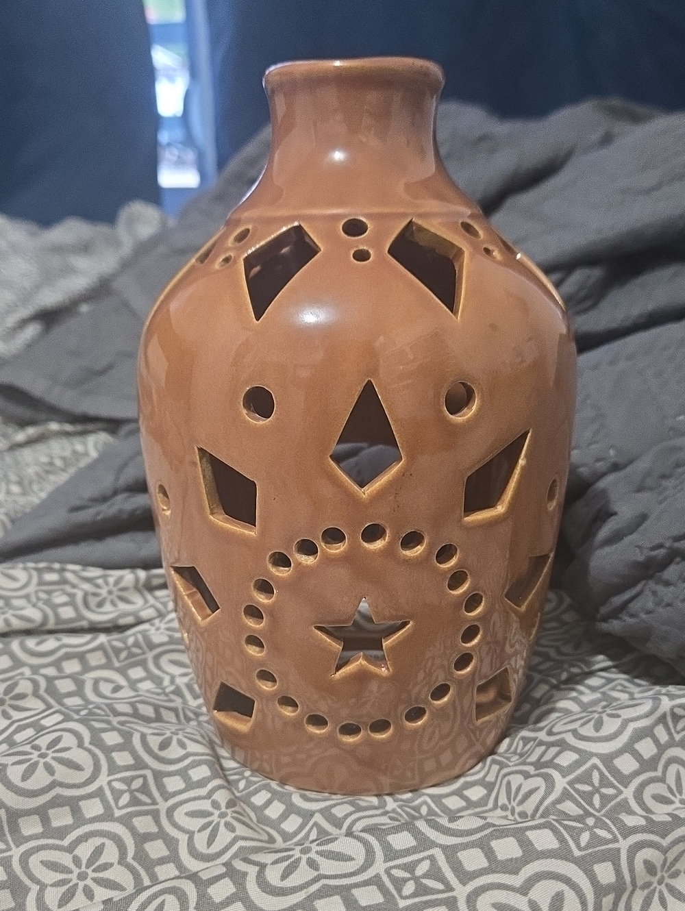 Ceramic Star Lantern - Brown Home Accent